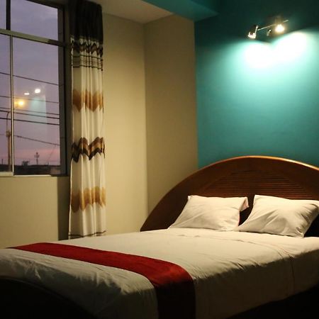 Hotel Camino Real ชิมโบเต ภายนอก รูปภาพ